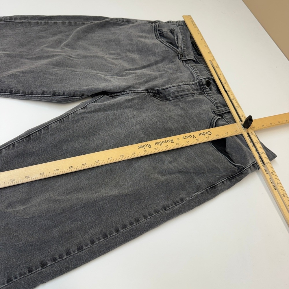 Lucky Brand Jeans Mens 40x30 Gray 221 Original Straight Denim Grunge Goth Skater - Picture 8 of 11